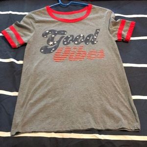 “Good Vibes” Tee